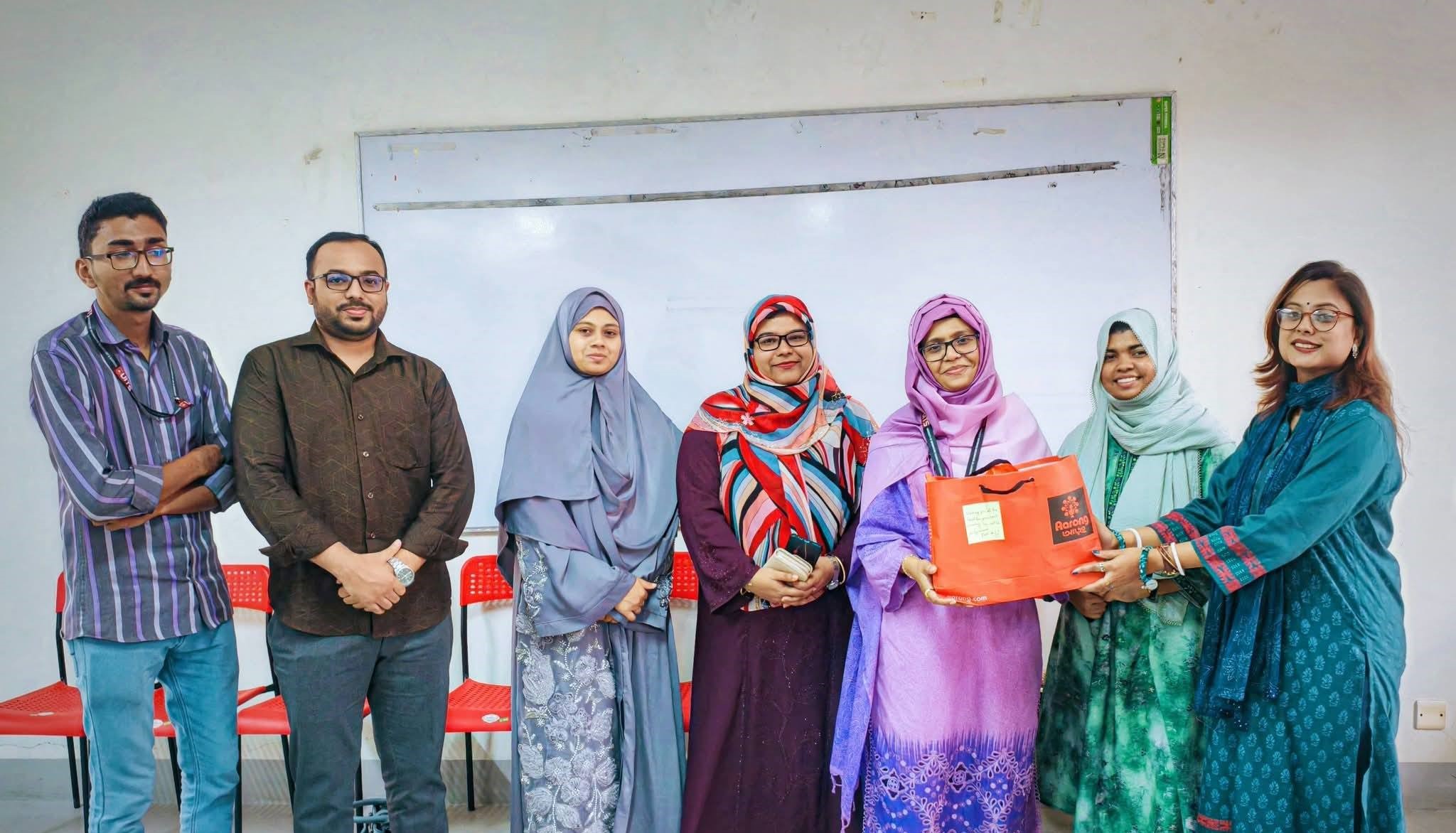 𝗙𝗮𝗿𝗲𝘄𝗲𝗹𝗹 𝗣𝗿𝗼𝗴𝗿𝗮𝗺 𝗼𝗳 𝗢𝘂𝗿 𝗛𝗲𝗮𝗱 (𝗔𝗰𝘁𝗶𝗻𝗴)